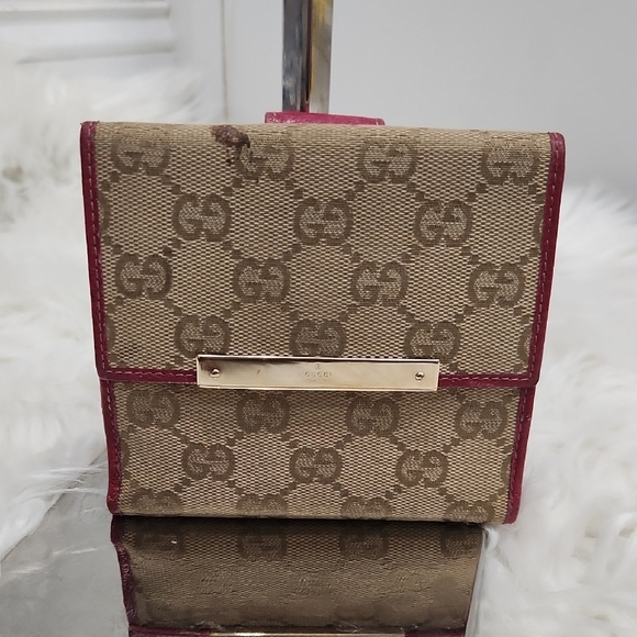 Gucci Handbags - 🤎▪️Gucci▪️ Beige and Red Women's Canvas Red Leather Trim Wallet